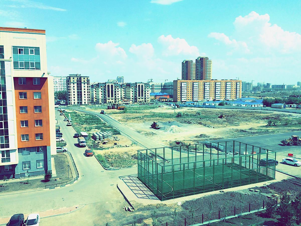 Vesna Apartments In The Center Astana Exterior foto